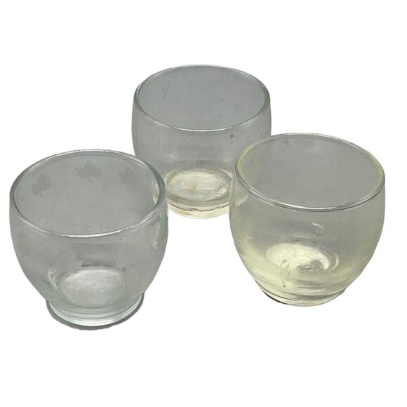 candle holder clear one embossed with leaves 2.5x2.5" glass leaf READ - Picture 1 of 6